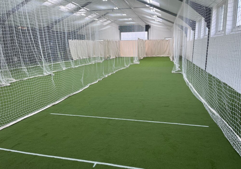 Indoor-Cricket-Equipment